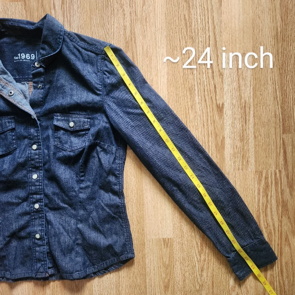GAP Lightweight Jean Jacket